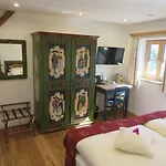 Landhof Angstl - Gaestezimmer Und Tagungsraum Gasthuis