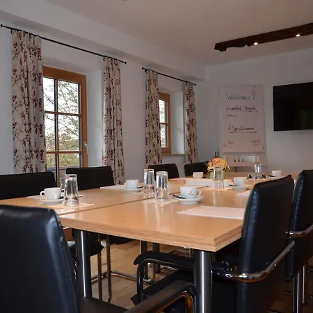 Guest house Landhof Angstl - Gaestezimmer Und Tagungsraum