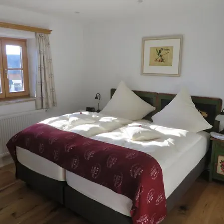 Landhof Angstl - Gaestezimmer Und Tagungsraum Guest house