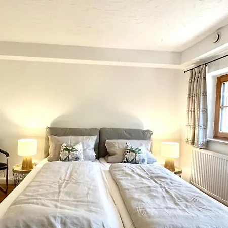 Guest house Landhof Angstl - Gaestezimmer Und Tagungsraum