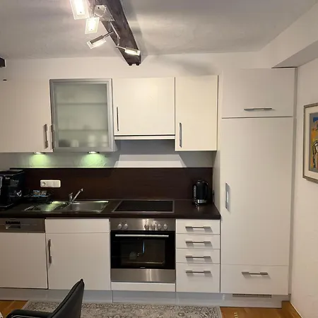 Landhof Angstl - Gaestezimmer Und Tagungsraum Konukevi Höslwang